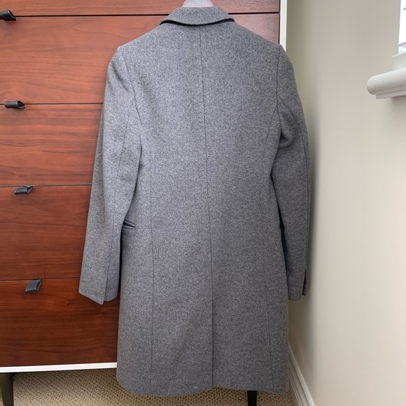 Aritzia Babaton Ryan Coat - Picture 4 of 5